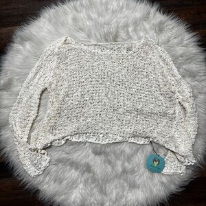 Cream Knit Pullover Top size Women’s Large